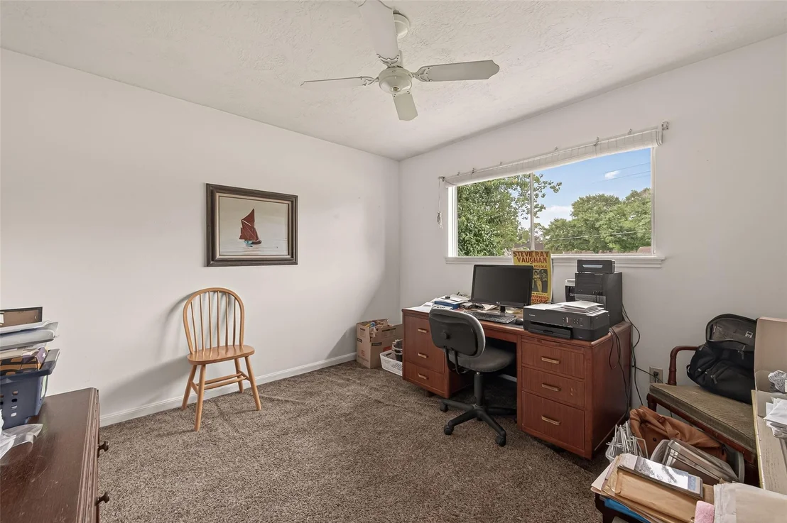 Photo of 9235 Sharpview Drive