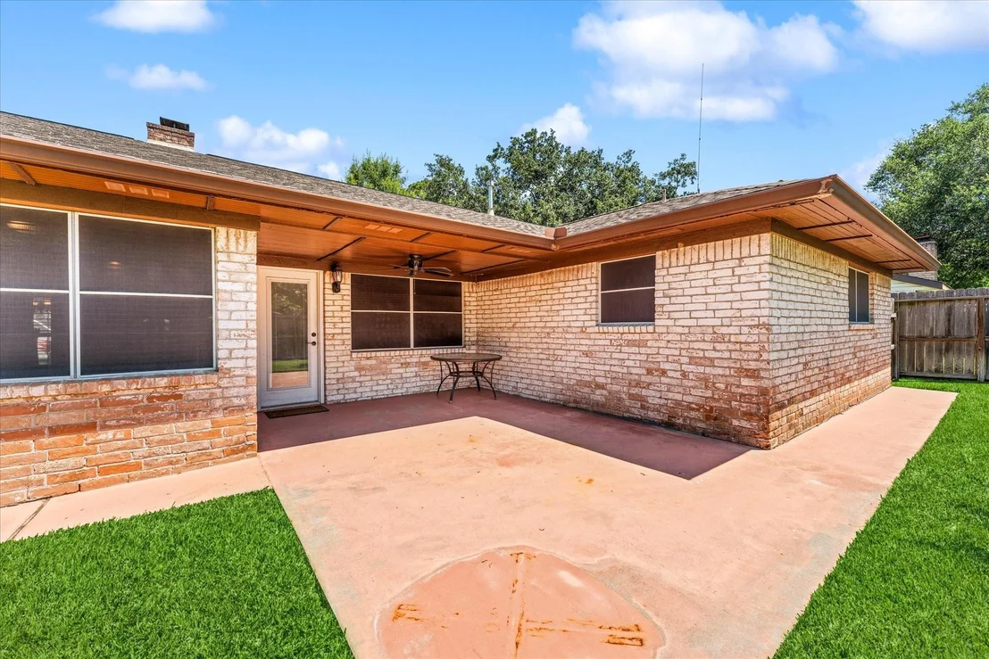 Photo of 4711 Carbrook Court