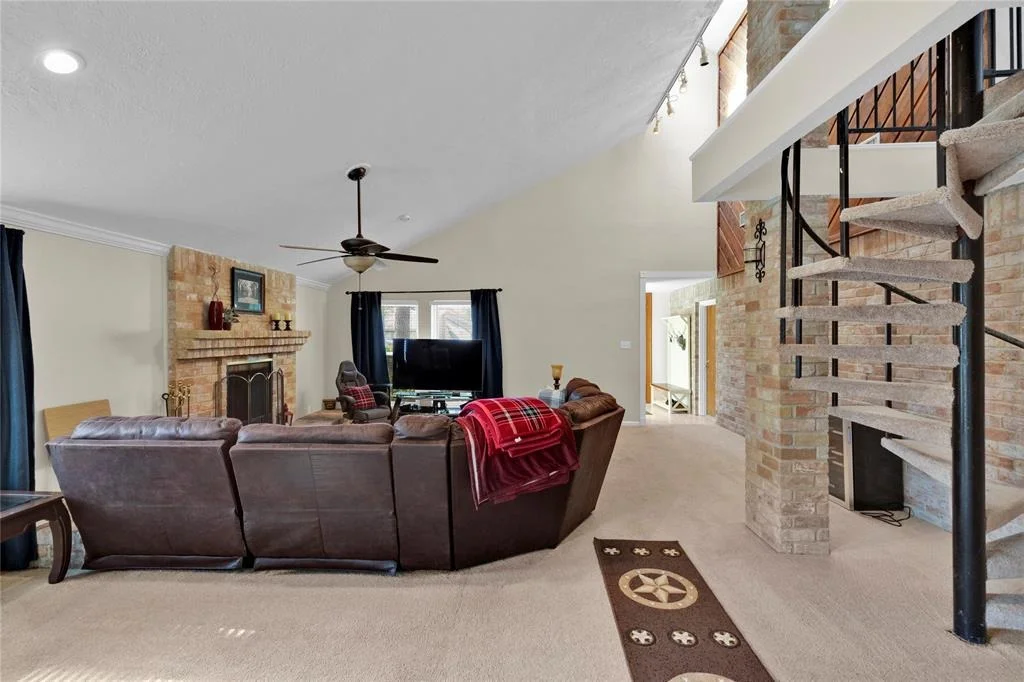 Photo of 25702 Pepper Ridge Lane