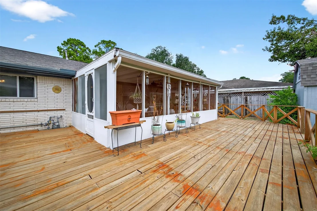 Photo of 7207 Pine Grove Drive