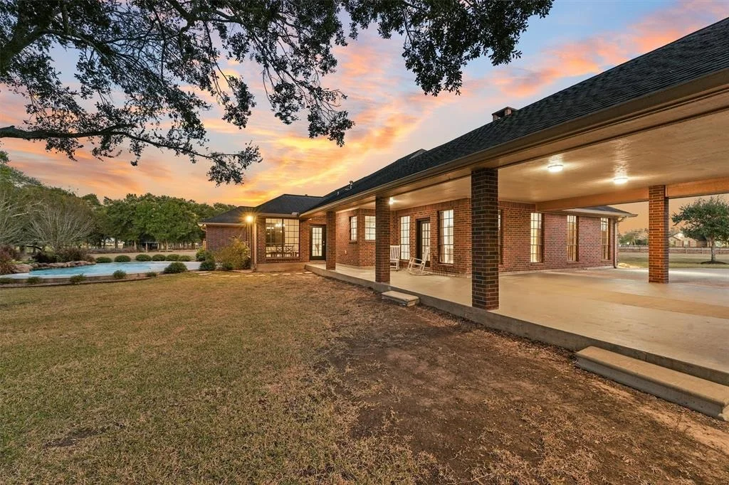 Photo of 7522 Fairchild Road