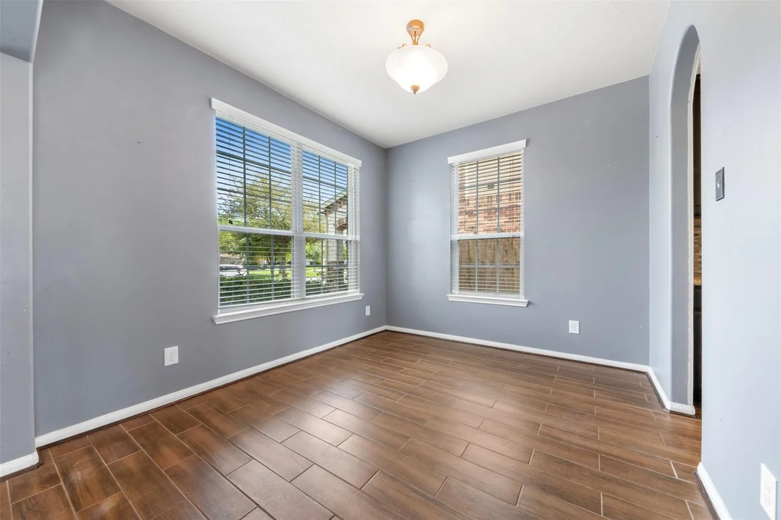 Photo of 21370 Russell Chase Drive