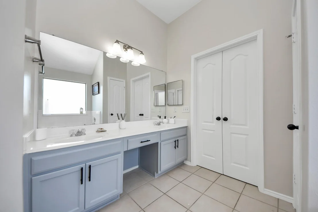 Photo of 24915 Oconee Drive