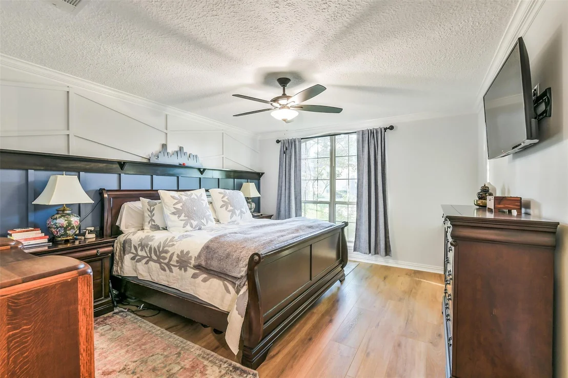 Photo of 3823 Elmcrest Drive