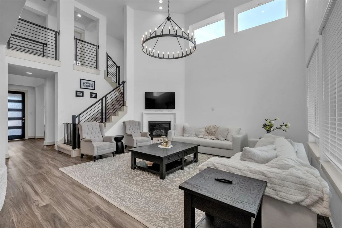 Photo of 28306 Hannahs Harbor Lane