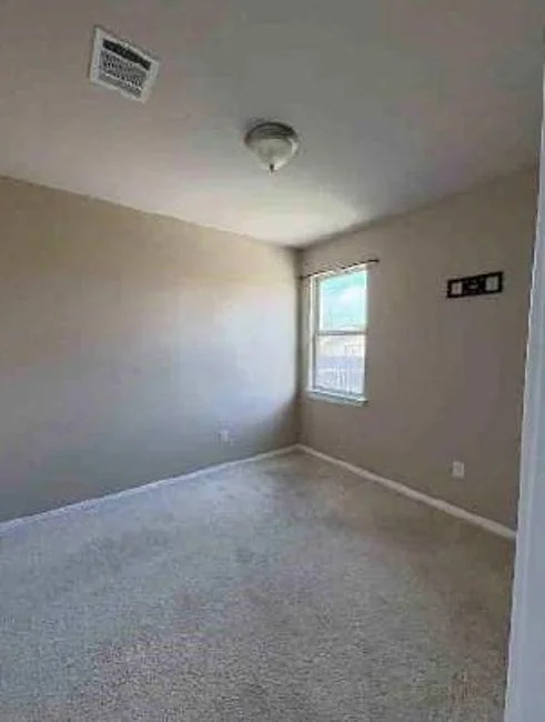 Photo of 374 Triumph Road