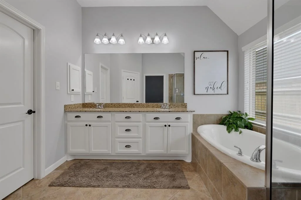 Photo of 7423 Shadow Terrace Lane