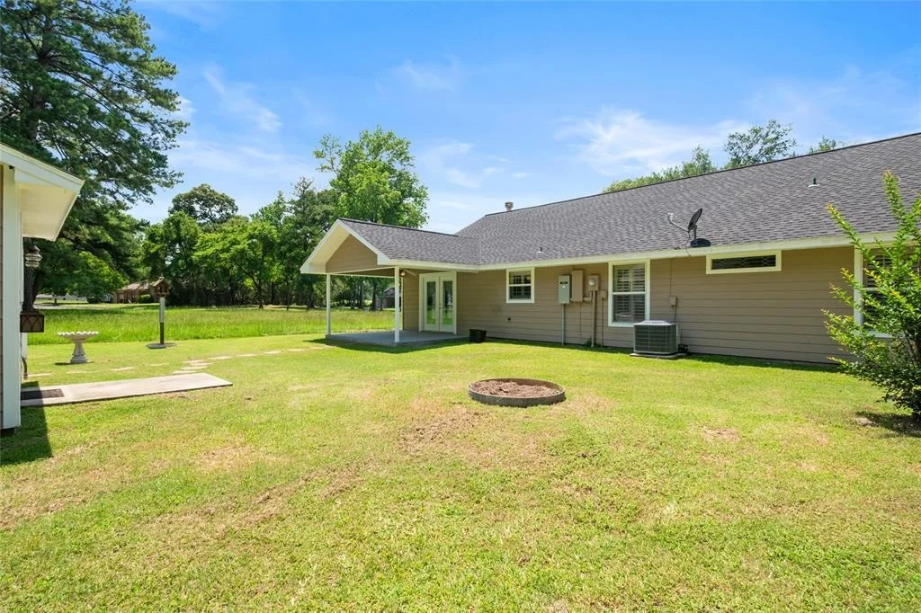 Photo of 90 Westwood Drive E