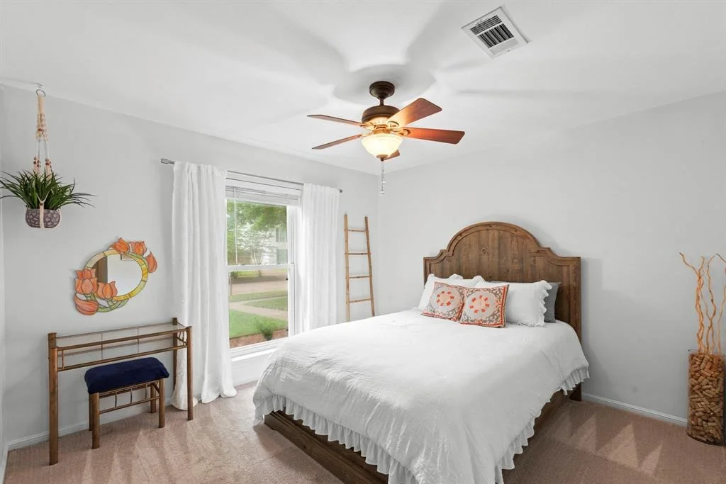Photo of 5918 Donwhite Lane