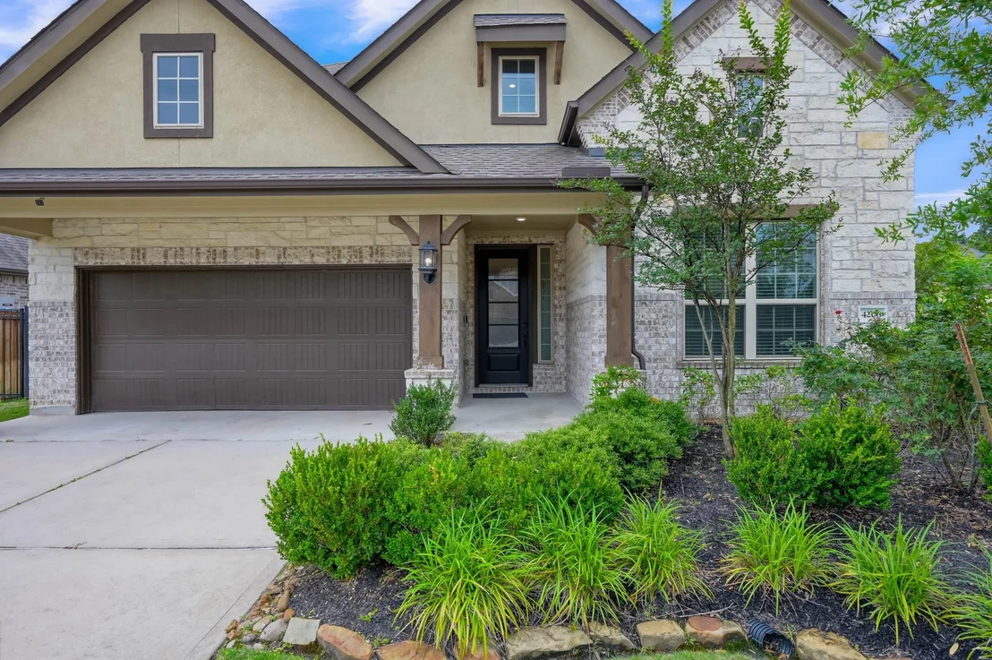 Photo of 4206 Grand Oaks Wind