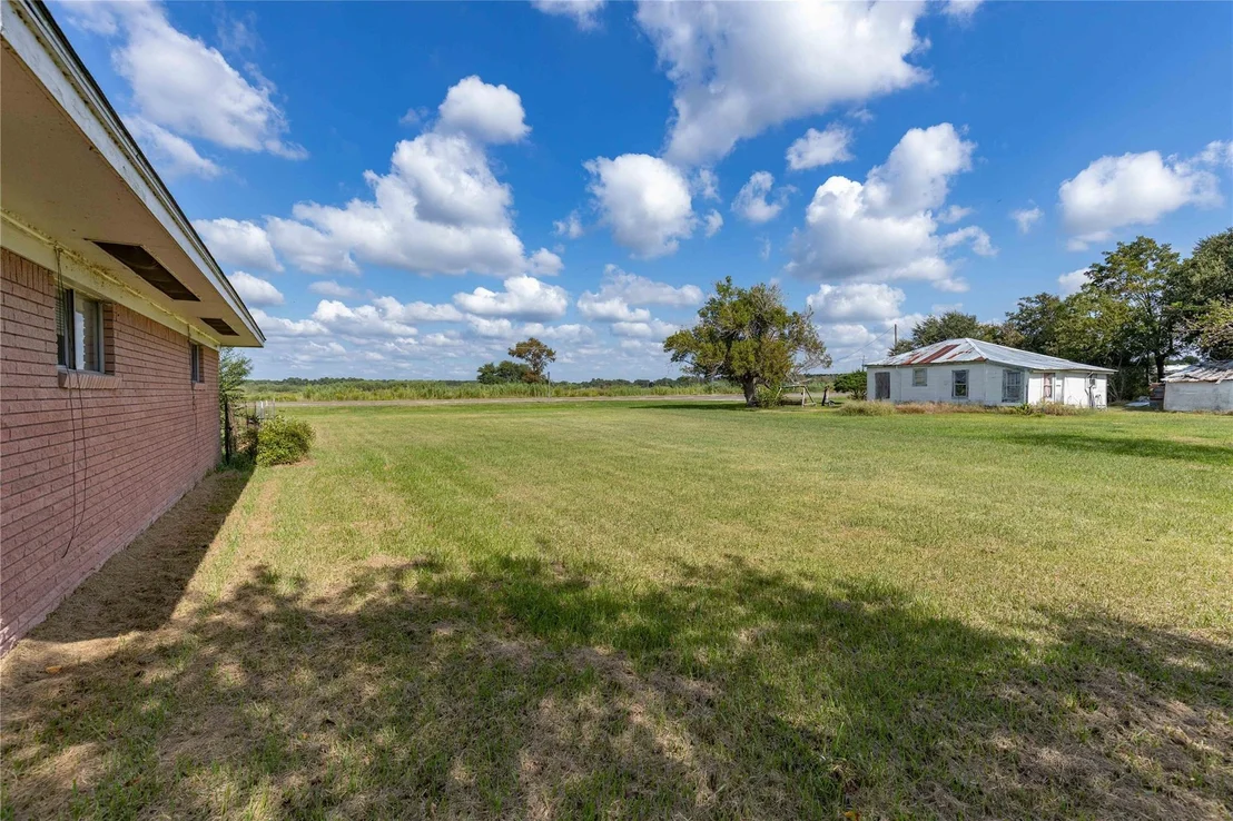 Photo of 3504 State Highway 61