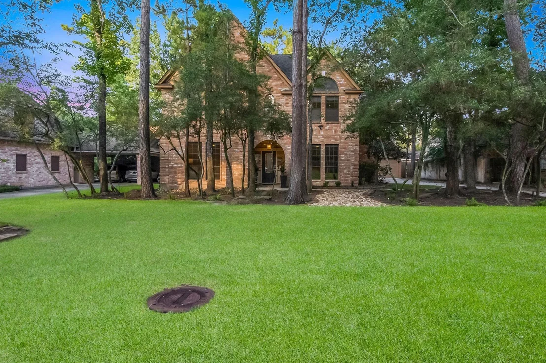 Photo of 122 E Placid Hill Circle