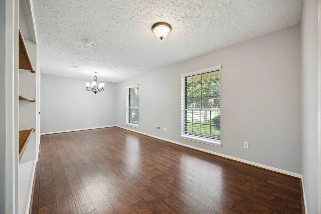 Photo of 4723 Lost Oak Drive