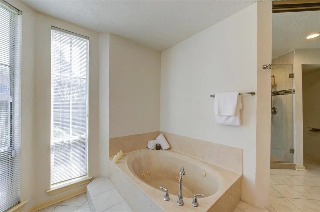 Photo of 1522 Beaconshire Road