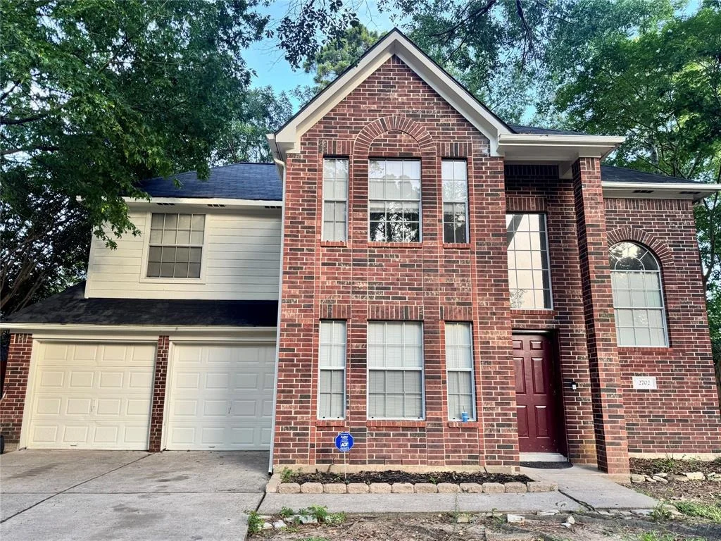 Photo of 2702 Dovewood Lane