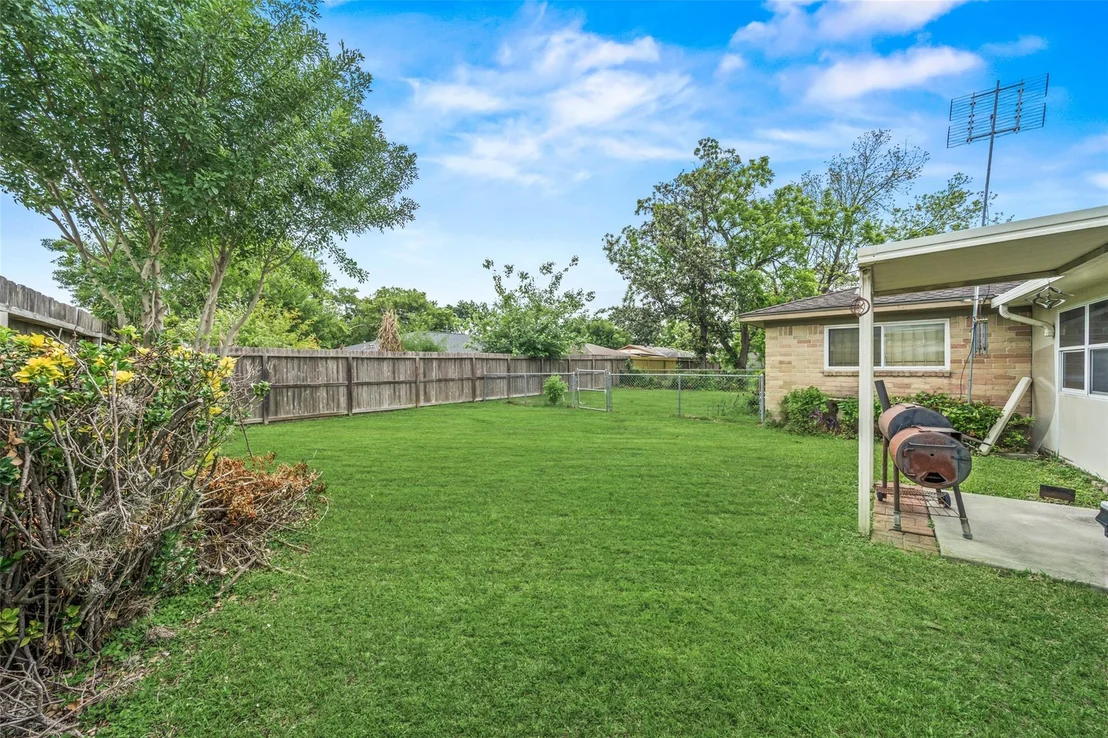 Photo of 8922 Indian River Drive