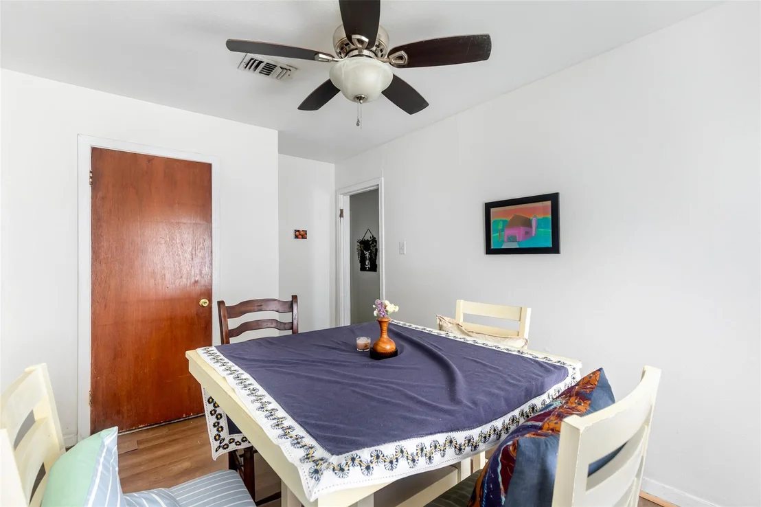 Photo of 305 Cherry Creek Road