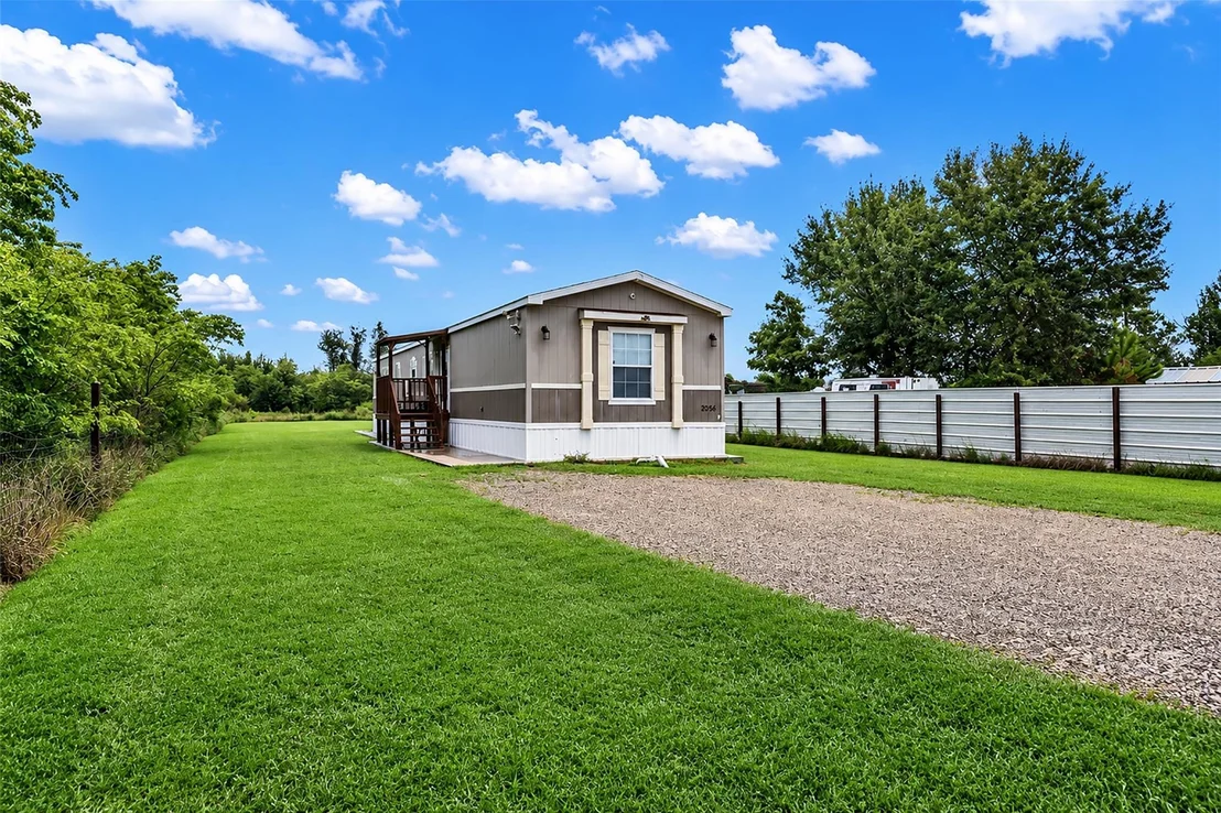 Photo of 2056 Road 5210