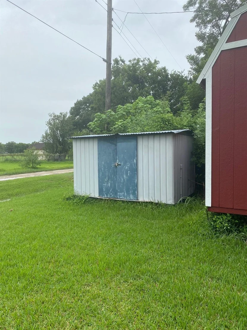 Photo of 5401-7 County Road 334