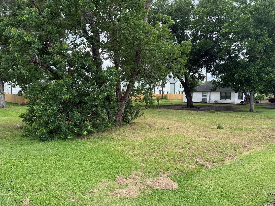 Photo of 407 N 3rd Street