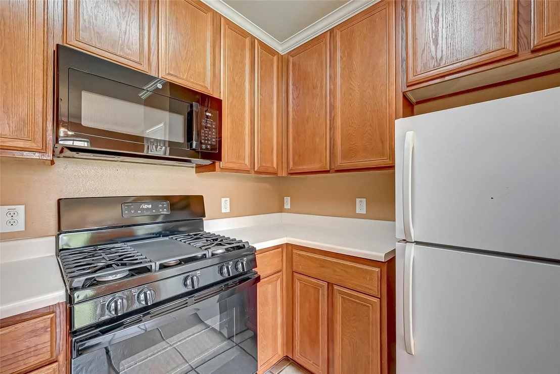 Photo of 7130 Pavilion Drive