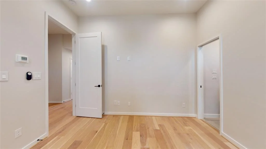 Photo of 531 Memorial Heights Drive
