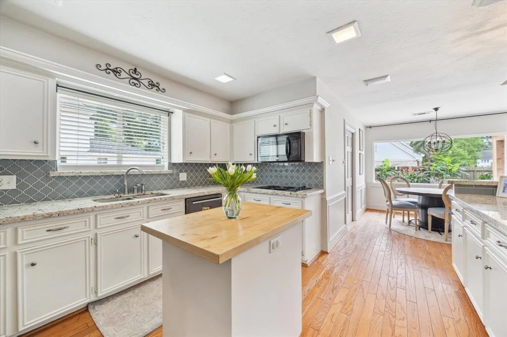 Photo of 3514 Deerbrook Drive