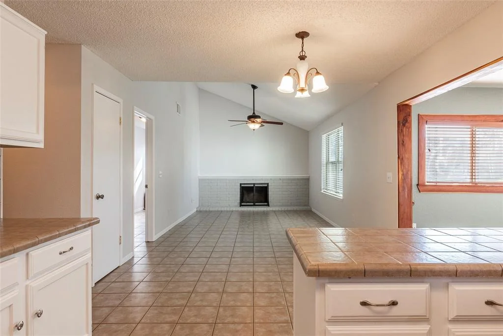 Photo of 2302 Parkview Drive