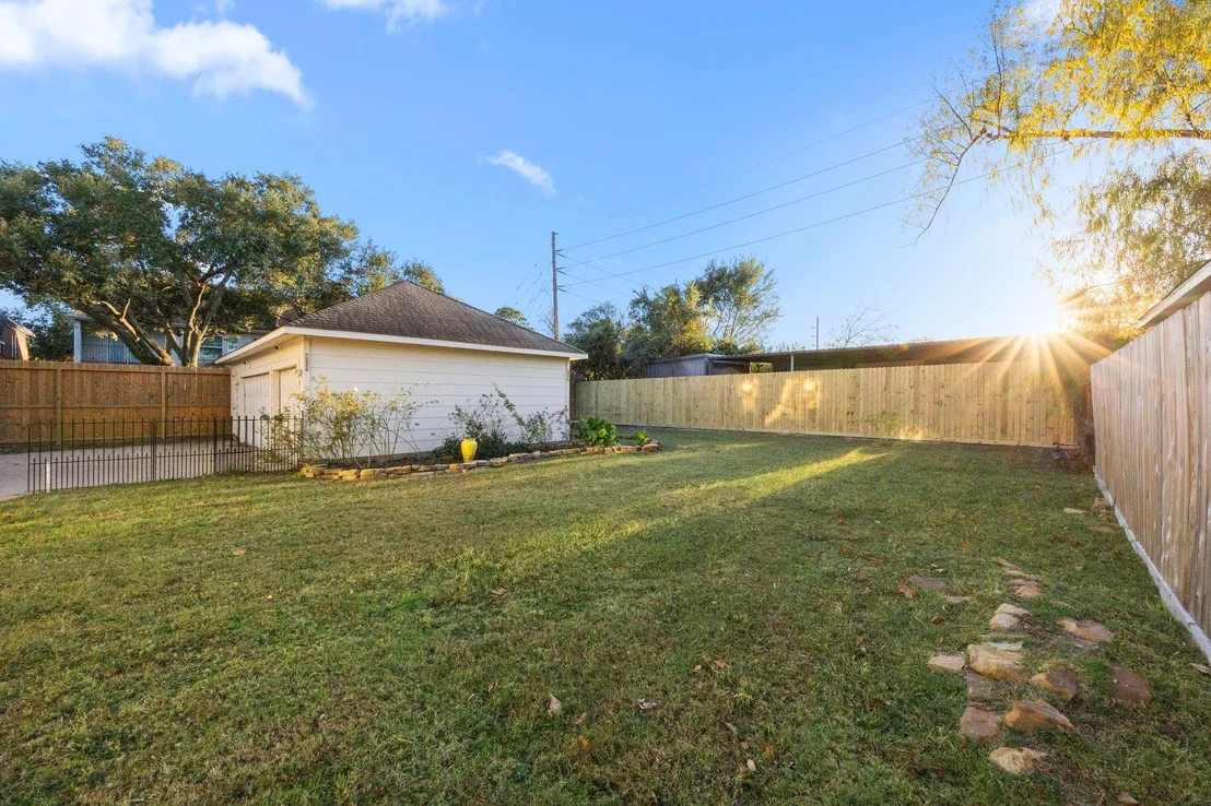 Photo of 18921 Mountain Spring Drive Drive