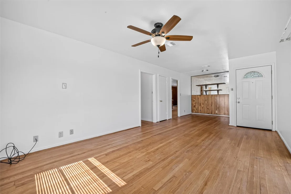 Photo of 6307 Pineshade Lane