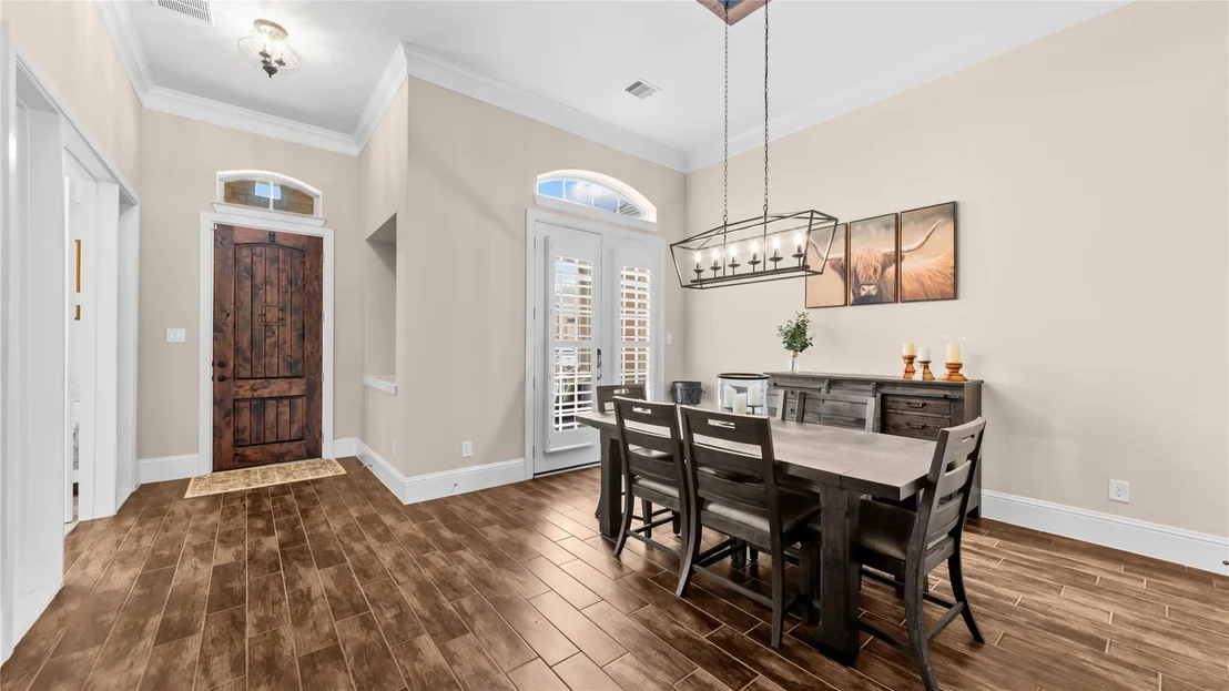 Photo of 6815 Birdseye Maple Lane