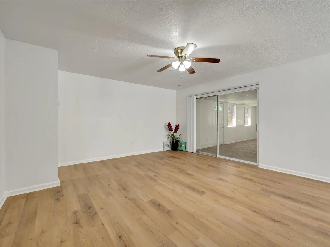 Photo of 1003 Richvale Lane