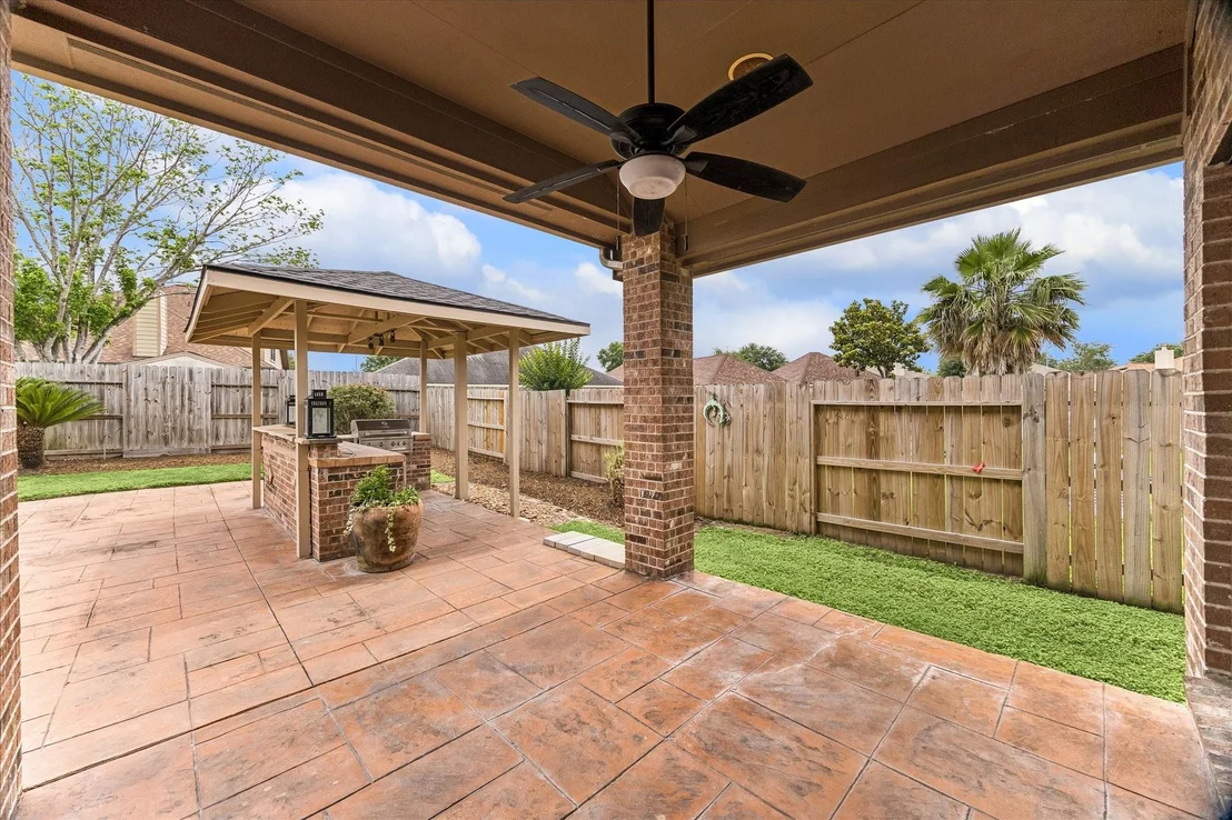 Photo of 8107 Whisper Point Drive
