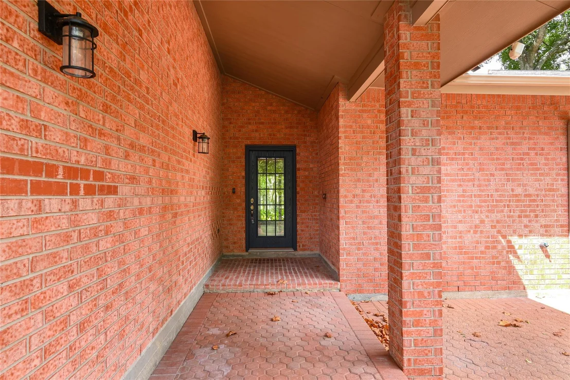 Photo of 904 Winston Drive
