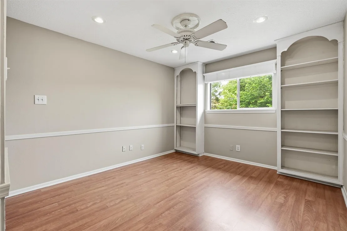 Photo of 8310 Mentmore Drive