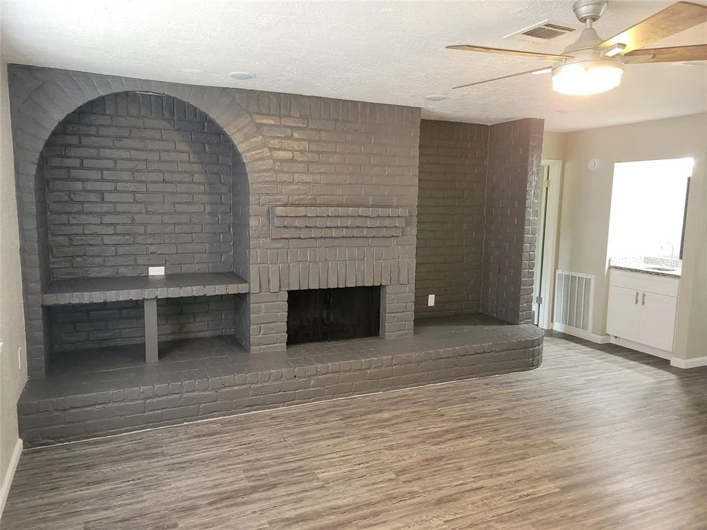Photo of 17603 Huntersglen Circle