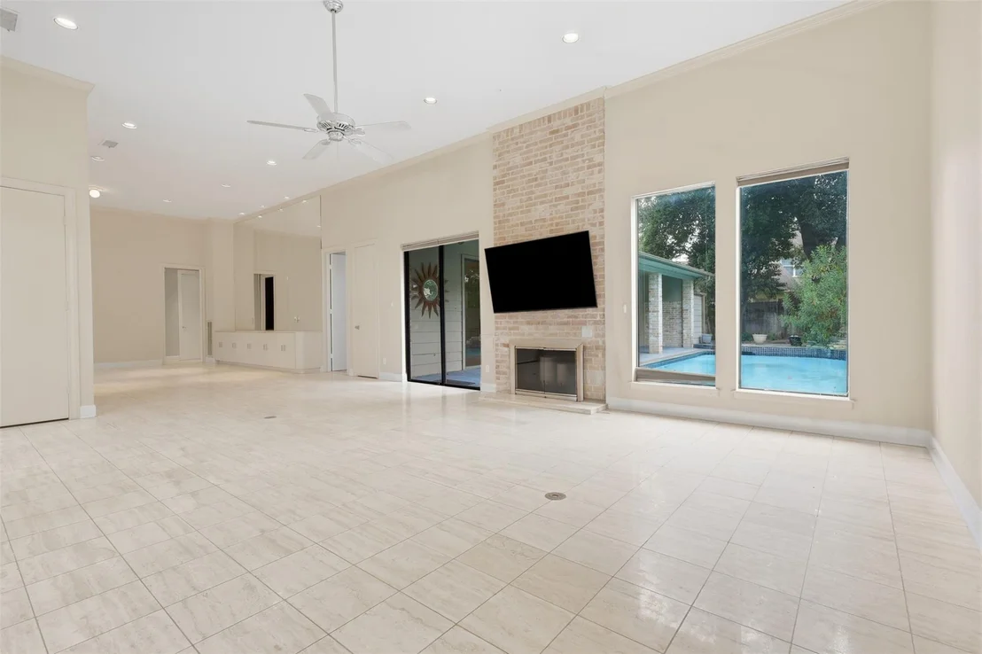 Photo of 12059 S Circle Drive