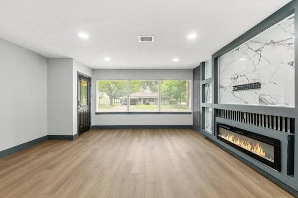 Photo of 6058 Lyndhurst Drive