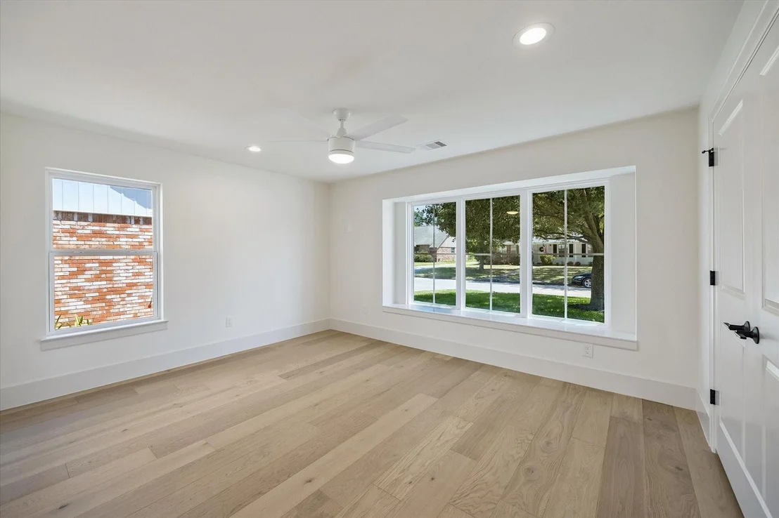 Photo of 10422 Timberoak Drive