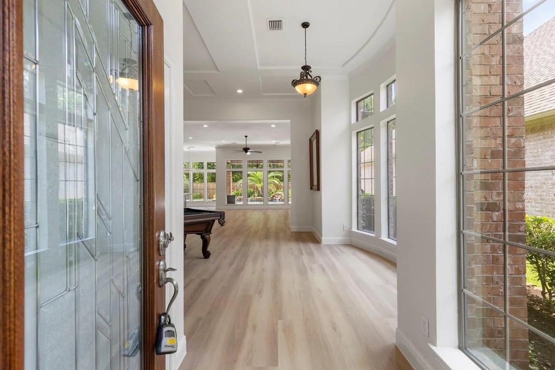 Photo of 35 Avalon Oaks Court