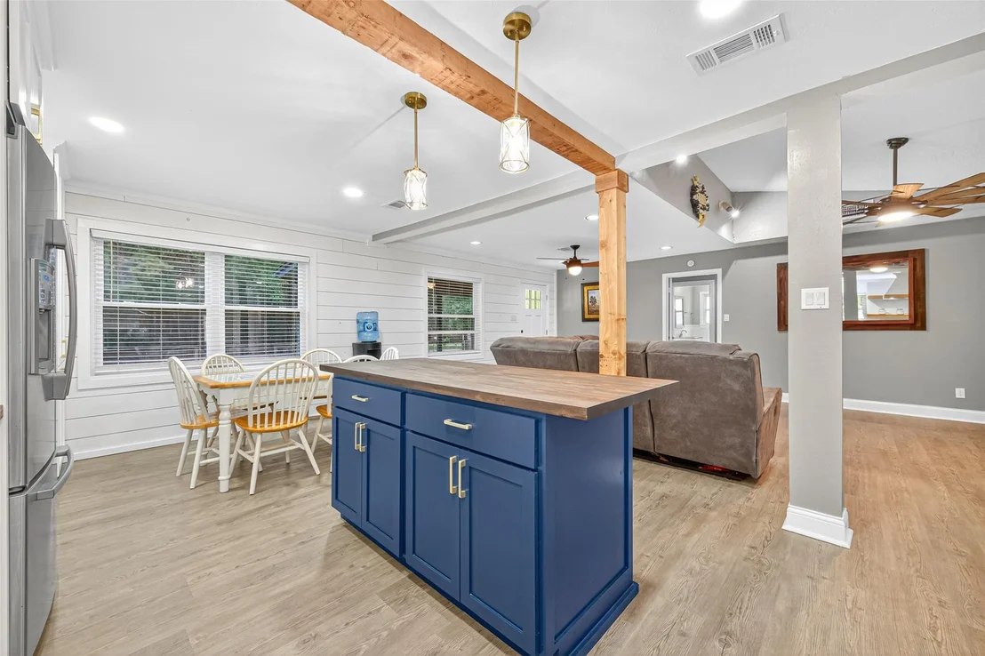 Photo of 507 Springwater Drive