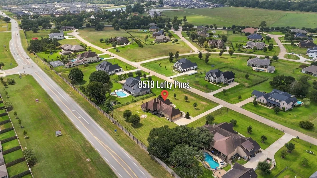 Photo of 8518 Lofty Pines