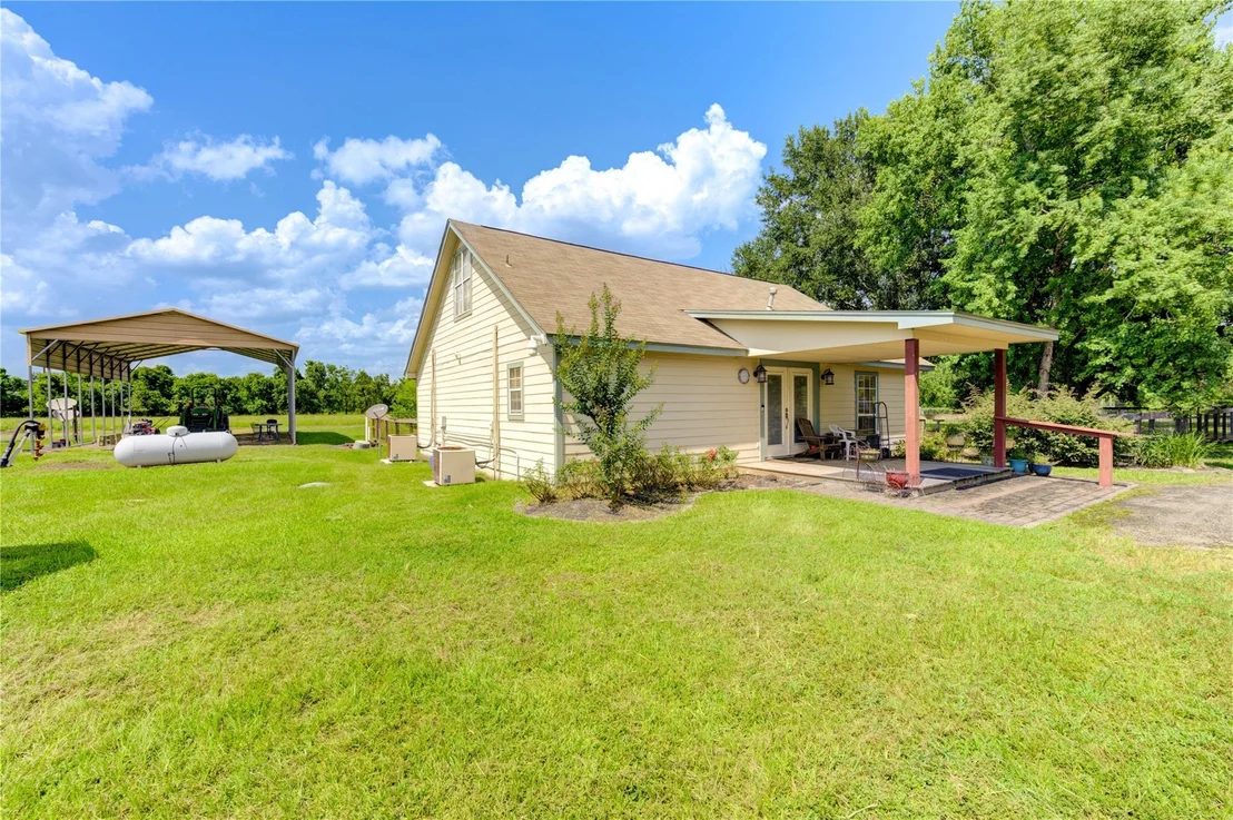 Photo of 922 Agg Road