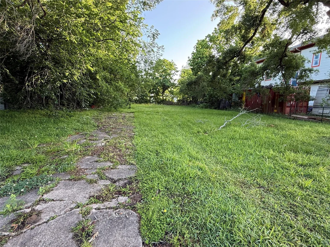 Photo of 5307 Willow Glen Drive
