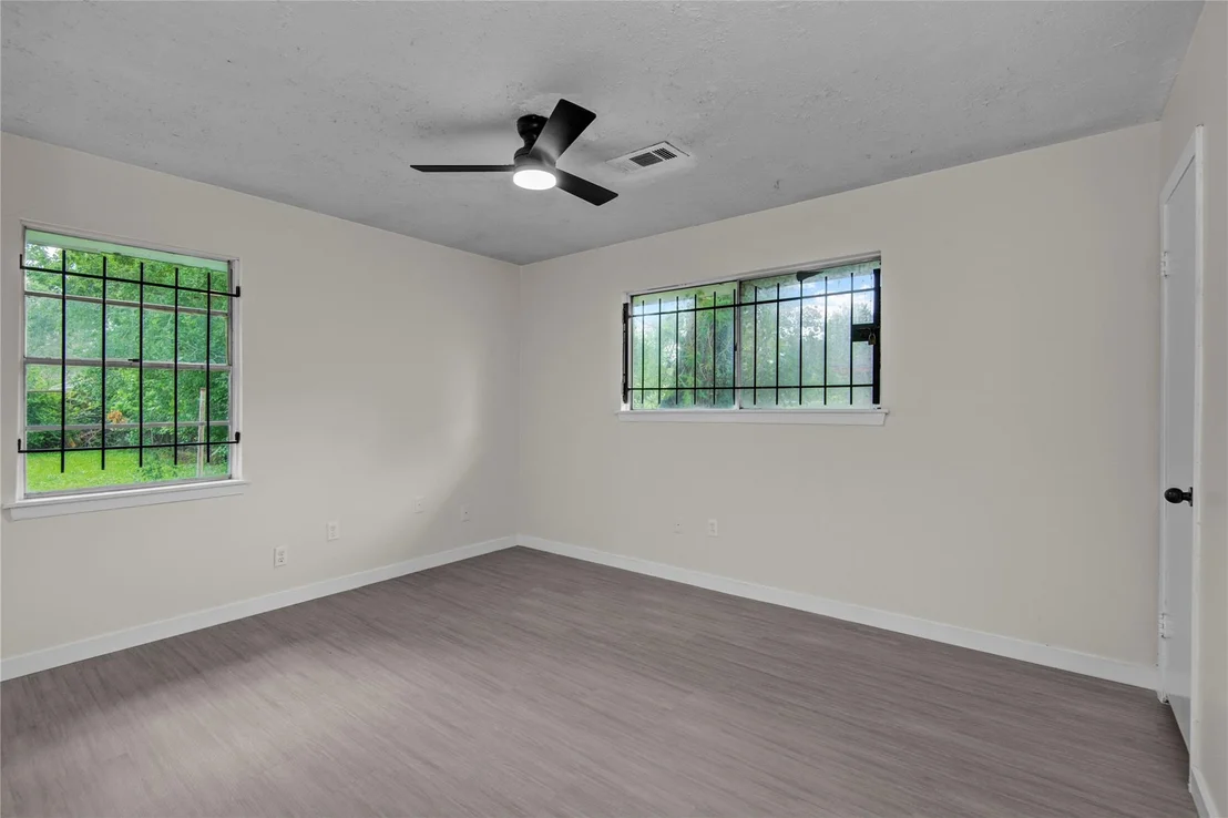 Photo of 7329 Gleason Road