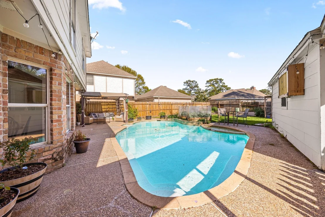 Photo of 6611 Sutter Park Lane