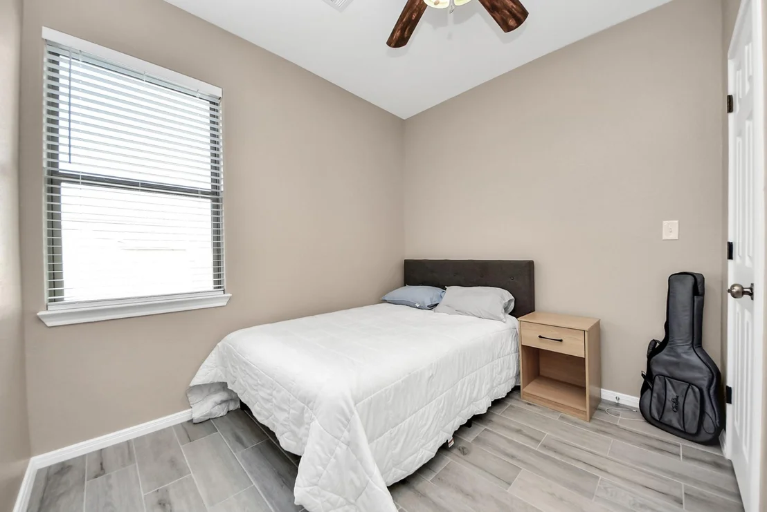 Photo of 6543 Crestford Lane