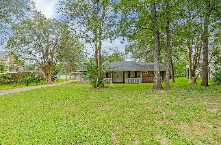 Photo of 607 Brook Hollow Drive