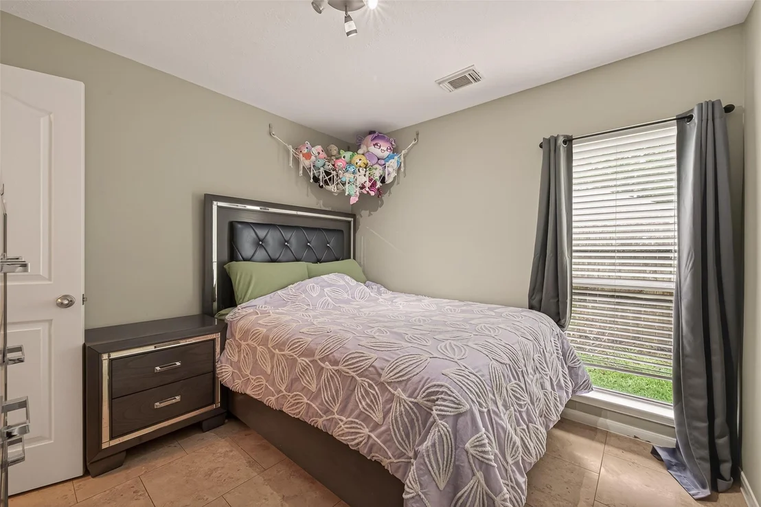 Photo of 8111 Clarion Way