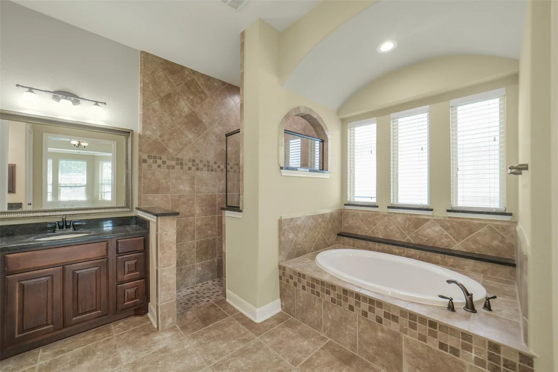 Photo of 2307 Draycutt Drive